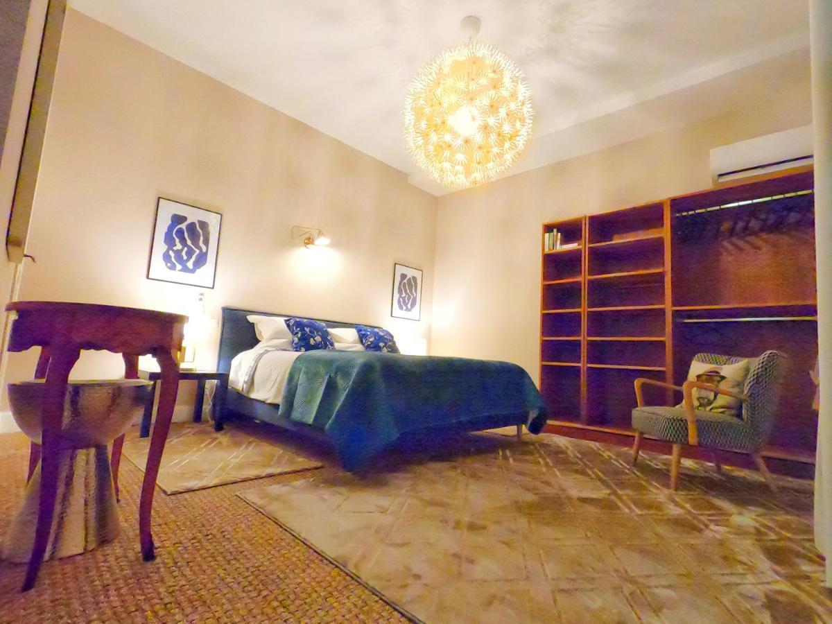 4 Star Historic Duplex Air Conditioned D'eglantine *